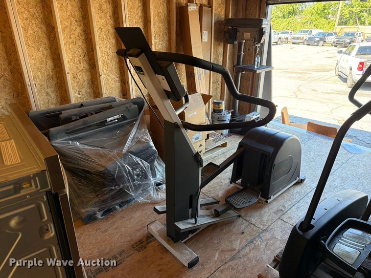 image for item FU1161 (2) ellipticals