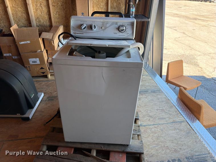 image for item FU1164 Speed Queen AWN432SP113TW04 washer