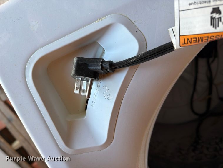 image for item FU1165 Maytag MVW6200KW2 washer
