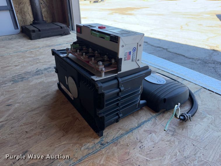 image for item FU1166 Stealth Power inverter