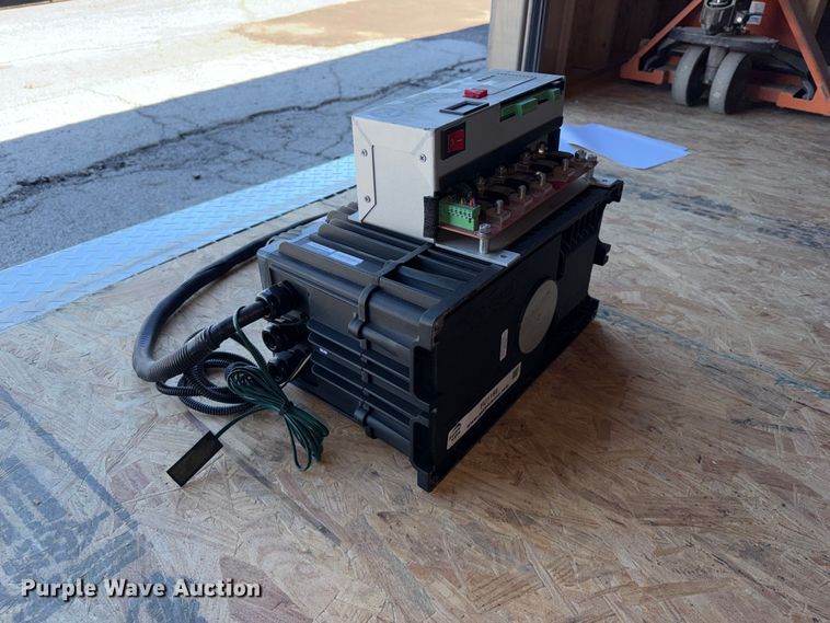 image for item FU1166 Stealth Power inverter