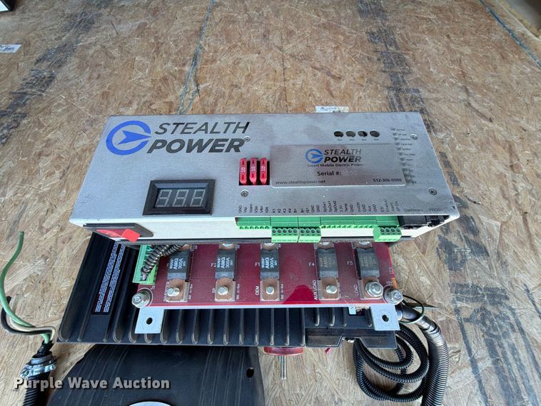 image for item FU1166 Stealth Power inverter