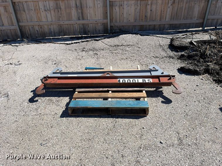 image for item FU1172 (2) lifting spreader beams