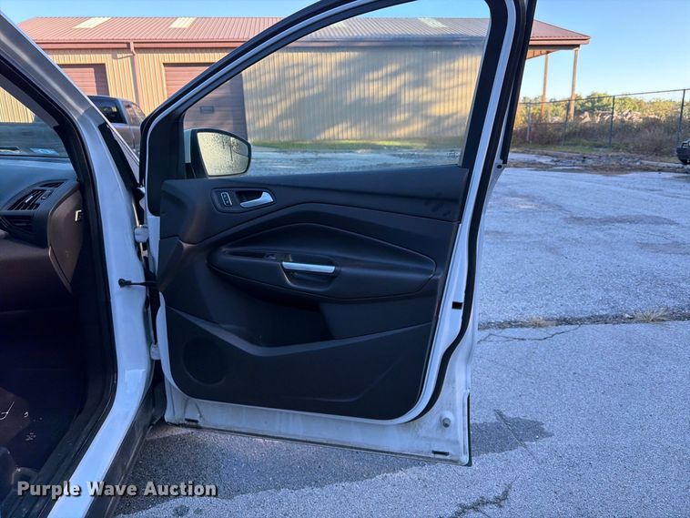 image for item FU4744 2014 Ford Escape SUV