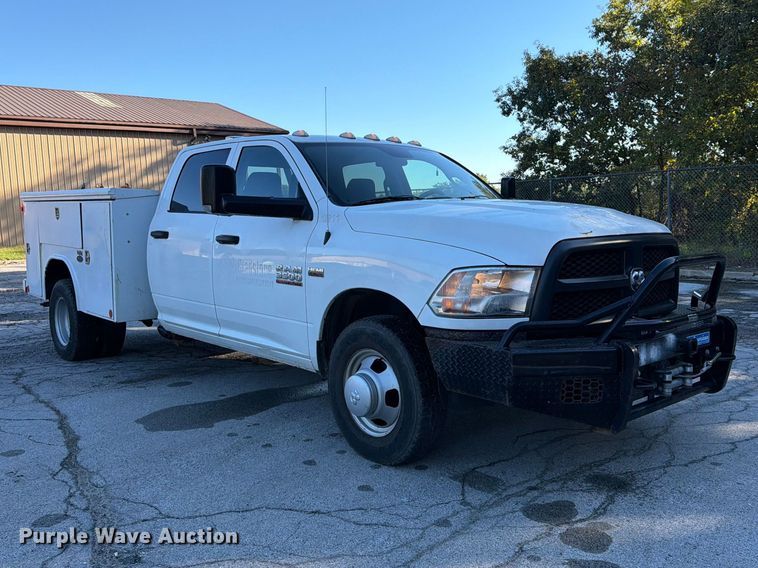 image for item FU4745 2015 RAM 3500 Crew Cab pickup truck