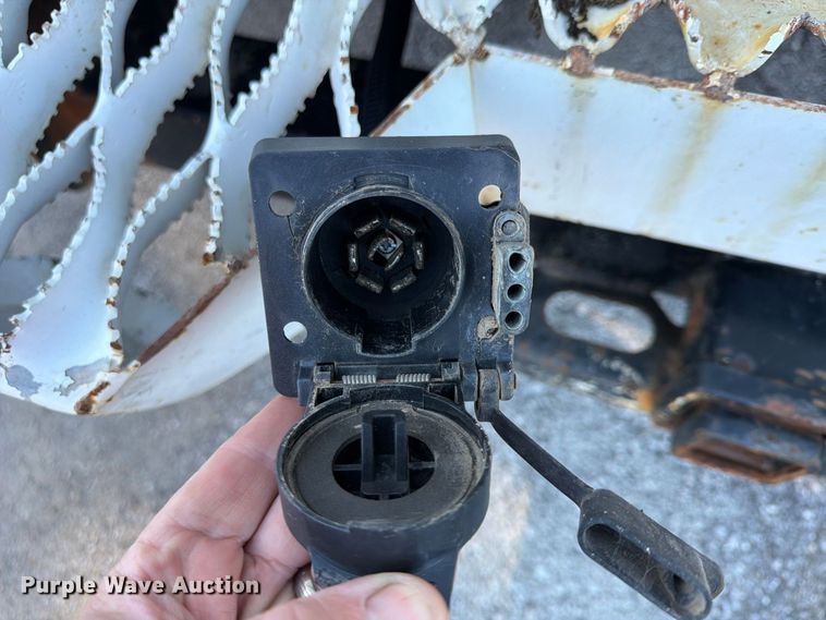image for item FU4745 2015 RAM 3500 Crew Cab pickup truck