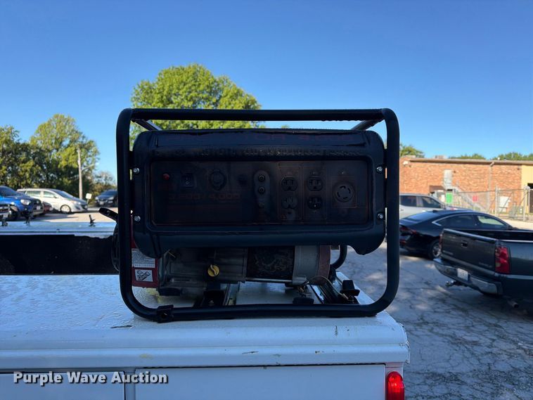 image for item FU4745 2015 RAM 3500 Crew Cab pickup truck