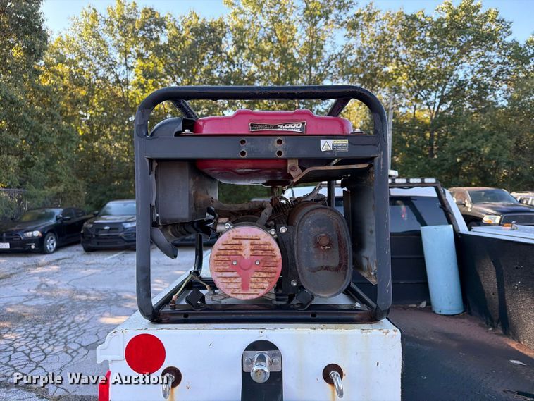image for item FU4745 2015 RAM 3500 Crew Cab pickup truck