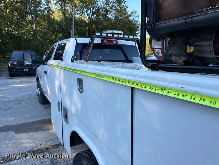 image for item FU4745 2015 RAM 3500 Crew Cab pickup truck