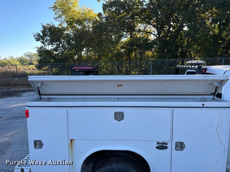 image for item FU4745 2015 RAM 3500 Crew Cab pickup truck