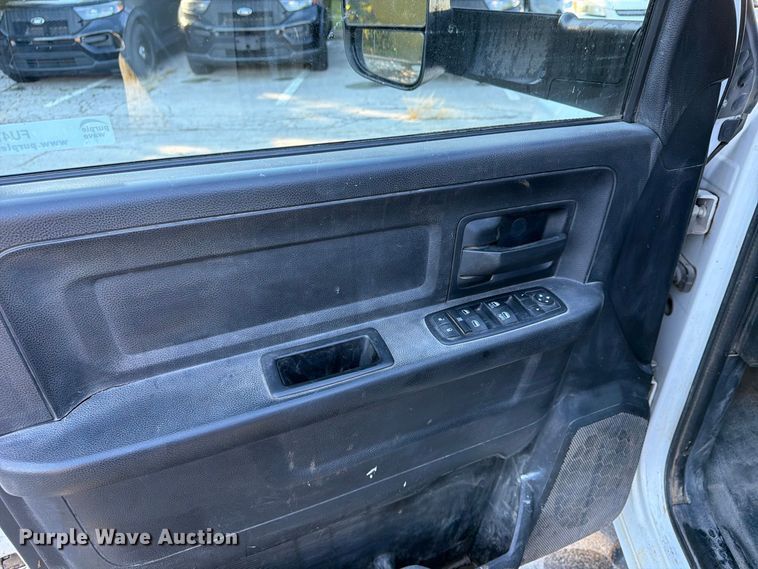 image for item FU4745 2015 RAM 3500 Crew Cab pickup truck