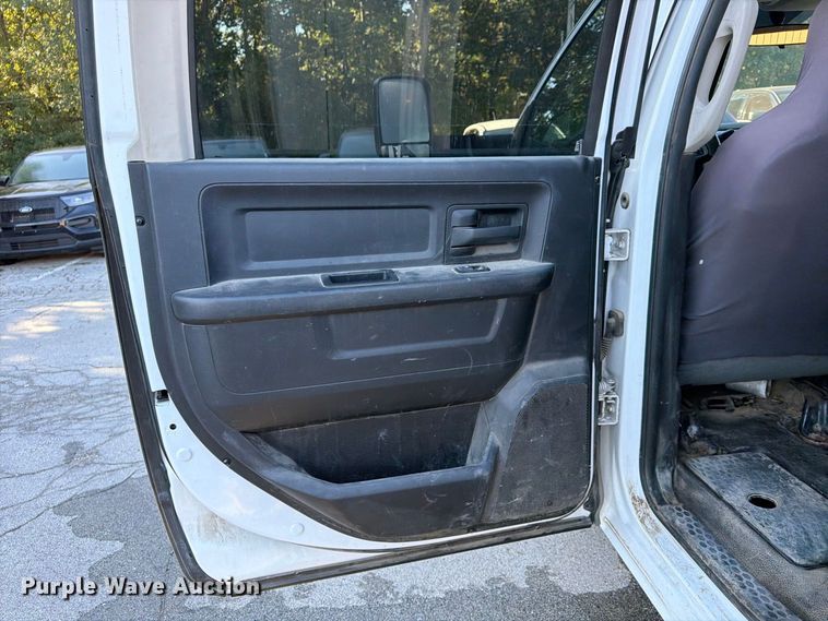 image for item FU4745 2015 RAM 3500 Crew Cab pickup truck