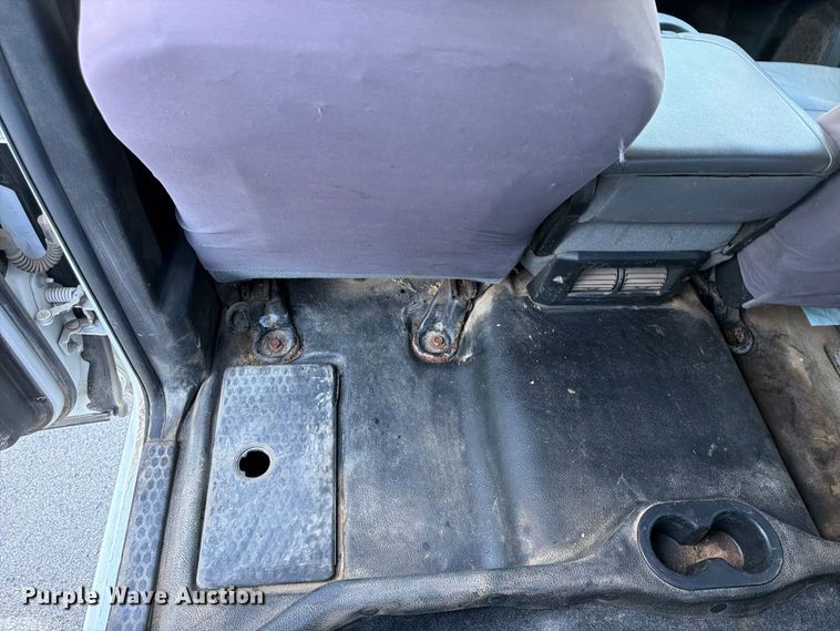 image for item FU4745 2015 RAM 3500 Crew Cab pickup truck