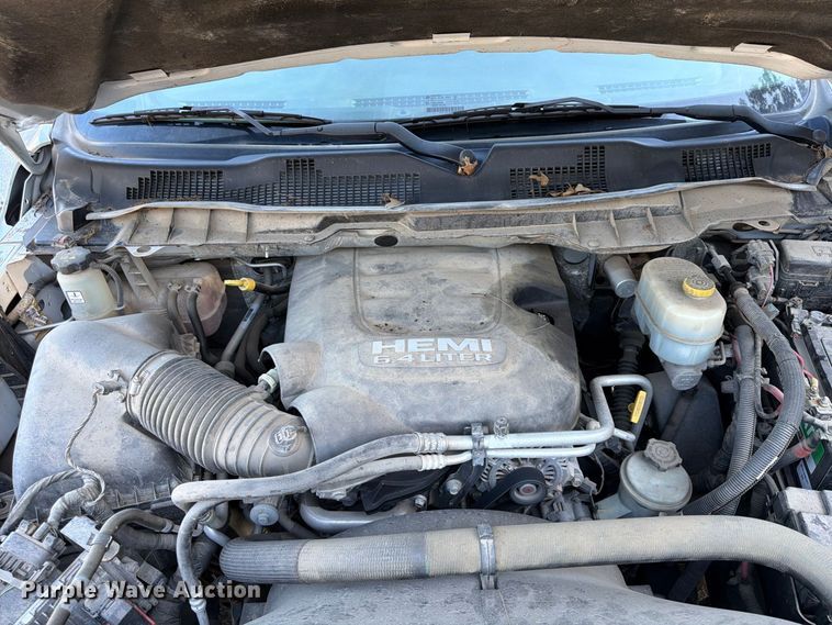 image for item FU4745 2015 RAM 3500 Crew Cab pickup truck