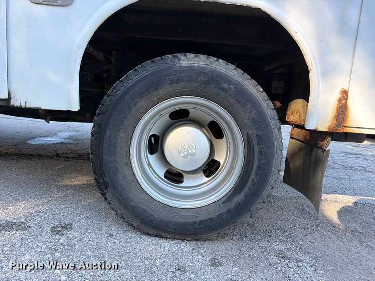 image for item FU4745 2015 RAM 3500 Crew Cab pickup truck