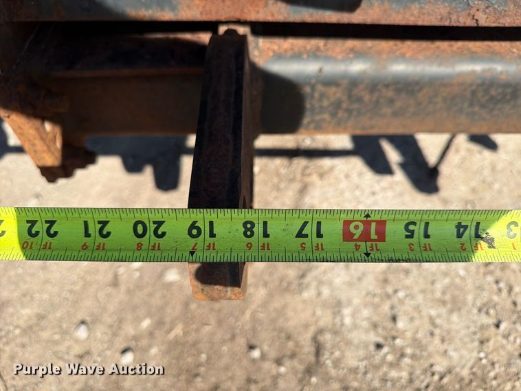 image for item FU4746 2014 Freightliner 108SD dump truck