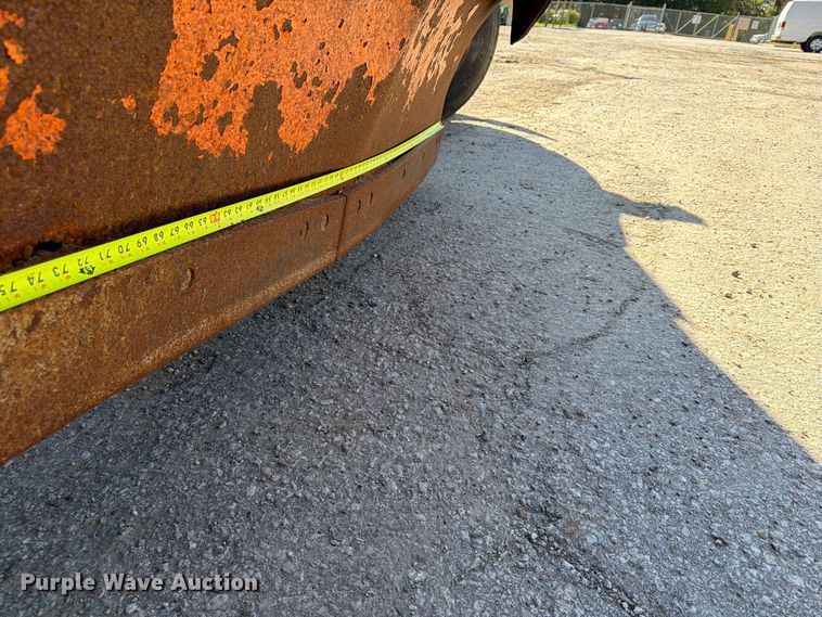 image for item FU4746 2014 Freightliner 108SD dump truck