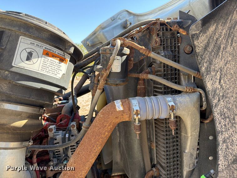 image for item FU4746 2014 Freightliner 108SD dump truck