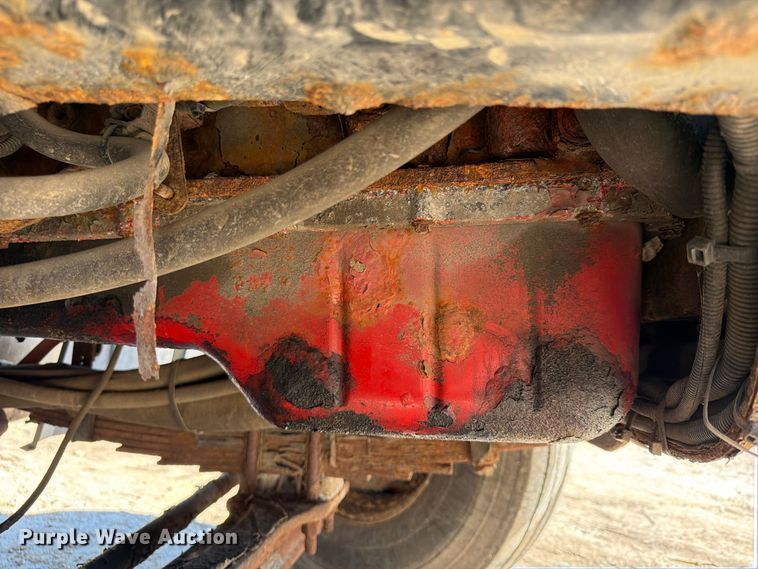 image for item FU4746 2014 Freightliner 108SD dump truck