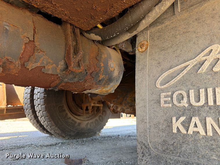 image for item FU4746 2014 Freightliner 108SD dump truck