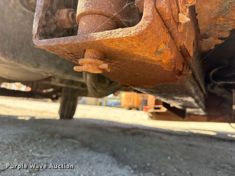 image for item FU4746 2014 Freightliner 108SD dump truck