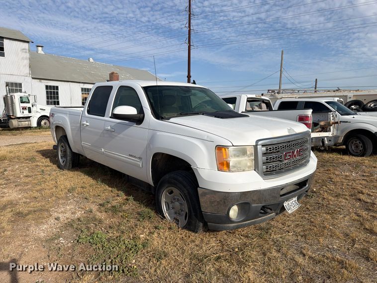 image for item DK6604 2014 GMC Sierra 2500HD Crew Cab pickup truck
