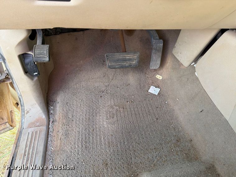 image for item DK6604 2014 GMC Sierra 2500HD Crew Cab pickup truck
