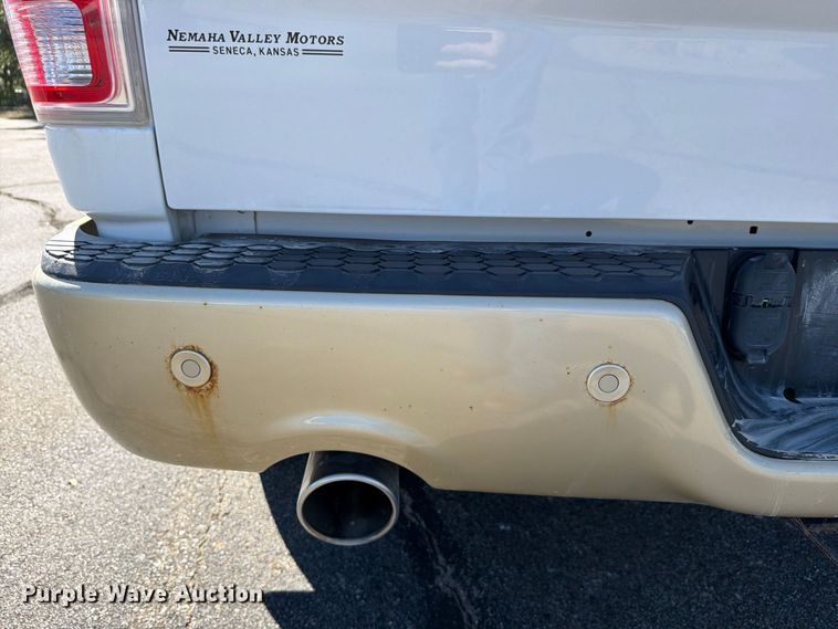 image for item DO5953 2016 RAM 1500 Crew Cab pickup truck