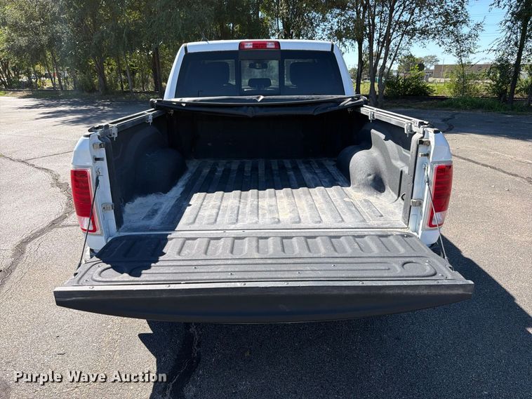 image for item DO5953 2016 RAM 1500 Crew Cab pickup truck