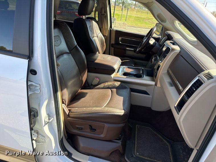 image for item DO5953 2016 RAM 1500 Crew Cab pickup truck