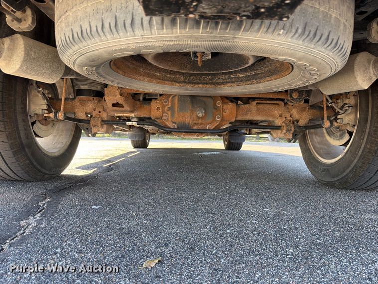 image for item DO5953 2016 RAM 1500 Crew Cab pickup truck