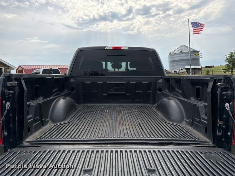 image for item DT3005 2020 Ford F150 Crew Cab pickup truck