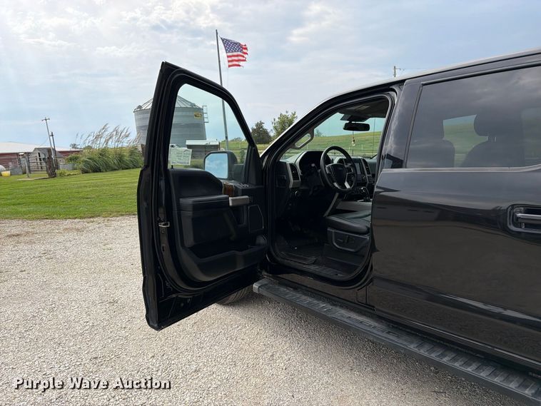 image for item DT3005 2020 Ford F150 Crew Cab pickup truck