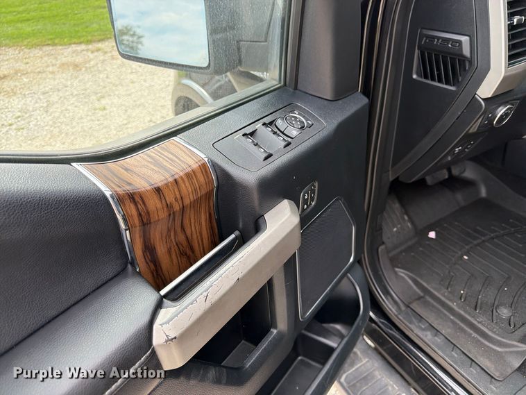 image for item DT3005 2020 Ford F150 Crew Cab pickup truck