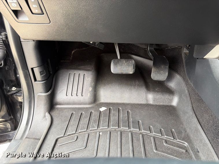 image for item DT3005 2020 Ford F150 Crew Cab pickup truck