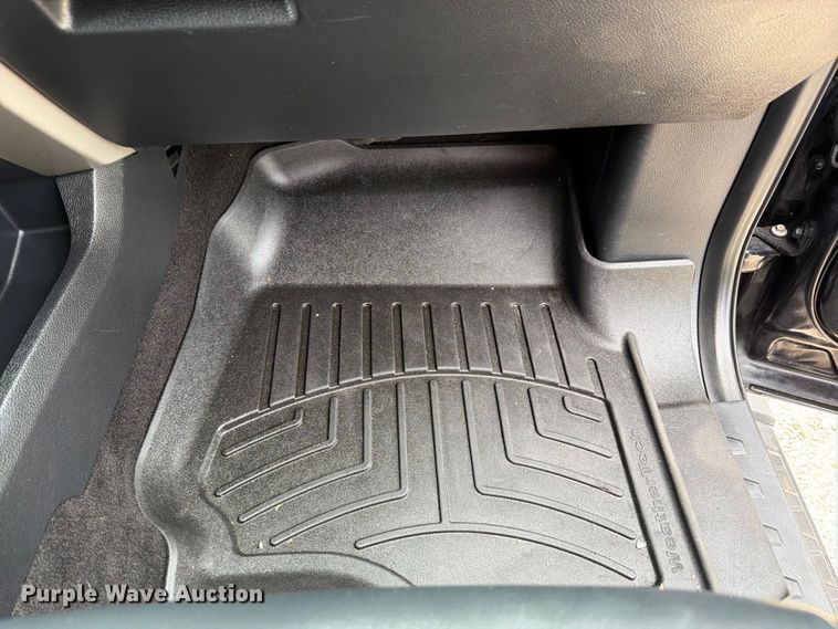 image for item DT3005 2020 Ford F150 Crew Cab pickup truck