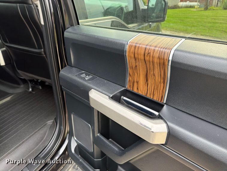 image for item DT3005 2020 Ford F150 Crew Cab pickup truck