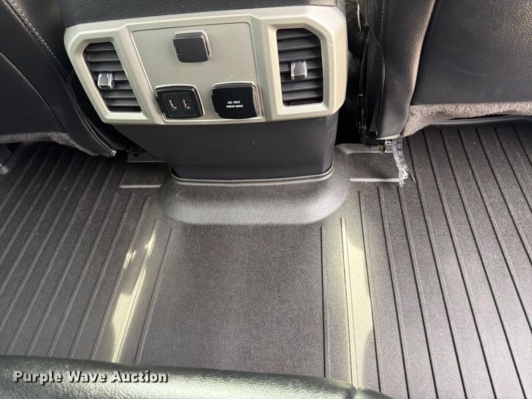 image for item DT3005 2020 Ford F150 Crew Cab pickup truck