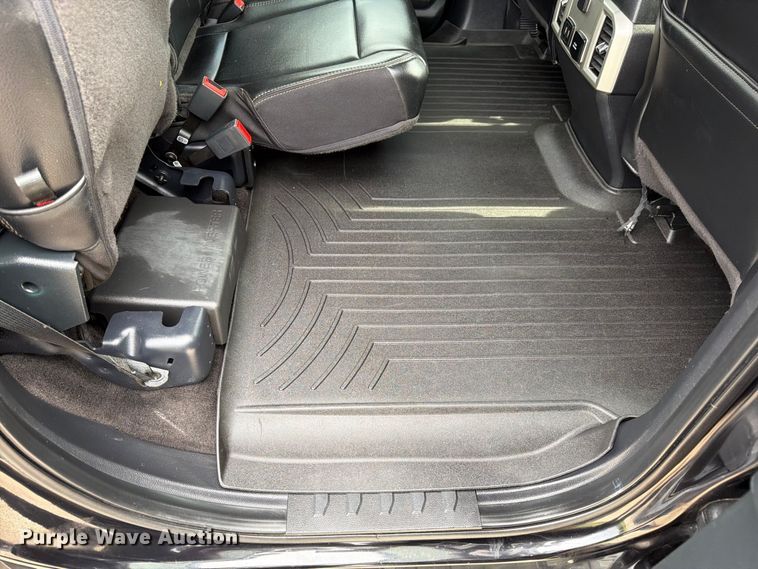 image for item DT3005 2020 Ford F150 Crew Cab pickup truck