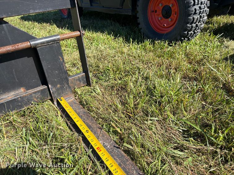 image for item DT3034 2013 Bobcat 3640 utility vehicle