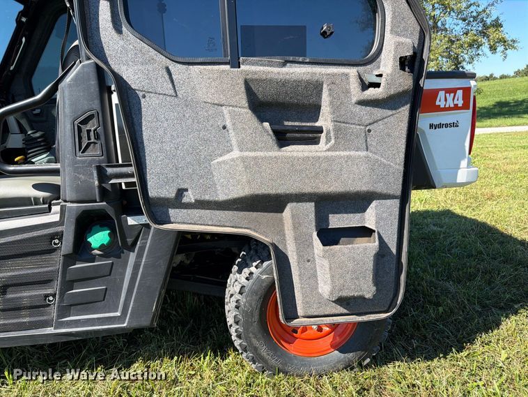 image for item DT3034 2013 Bobcat 3640 utility vehicle