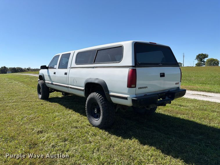 image for item DT3036 1999 GMC Sierra 3500 Crew Cab pickup truck