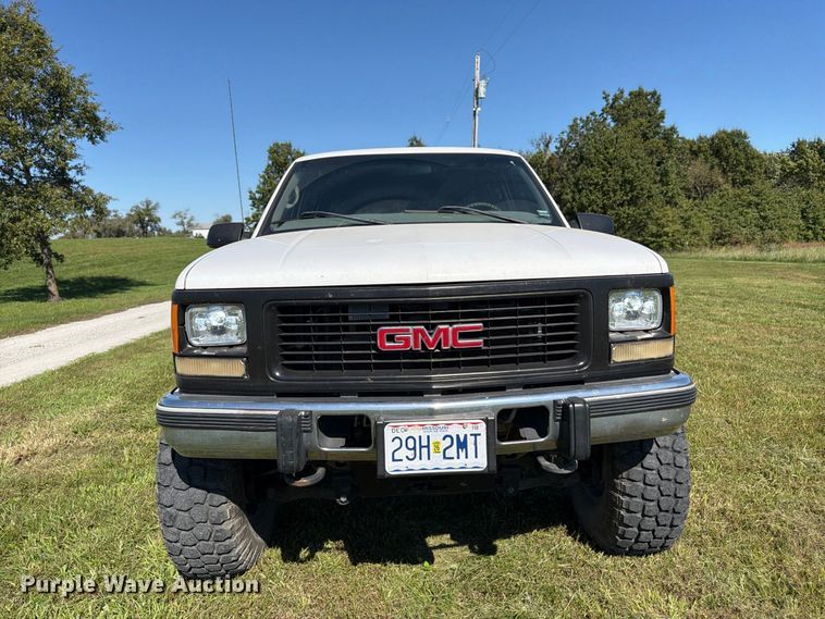 image for item DT3036 1999 GMC Sierra 3500 Crew Cab pickup truck
