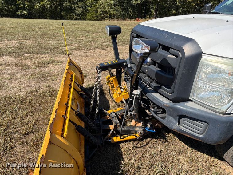 image for item DT3042 2015 Ford F250 Super Duty Ext. Cab dump flatbed pickup truck