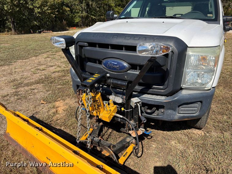 image for item DT3042 2015 Ford F250 Super Duty Ext. Cab dump flatbed pickup truck