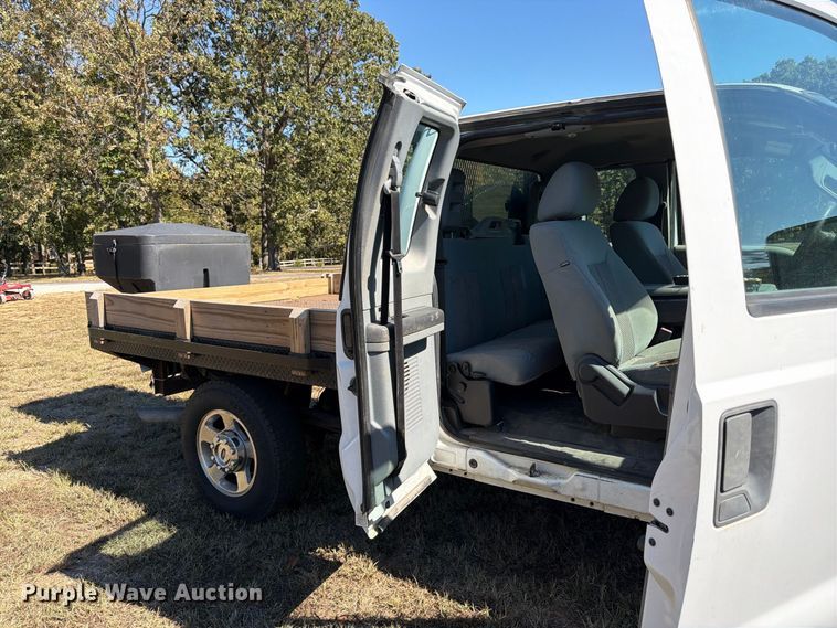 image for item DT3042 2015 Ford F250 Super Duty Ext. Cab dump flatbed pickup truck