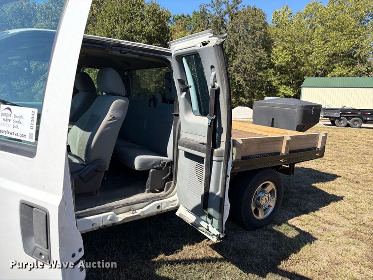 image for item DT3042 2015 Ford F250 Super Duty Ext. Cab dump flatbed pickup truck