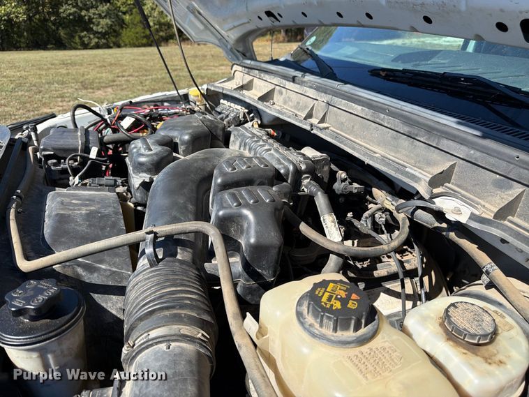 image for item DT3042 2015 Ford F250 Super Duty Ext. Cab dump flatbed pickup truck