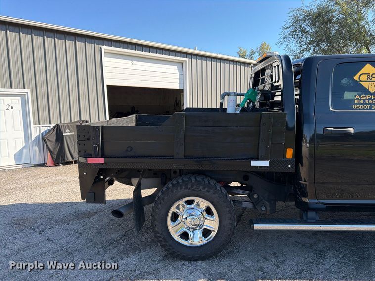 image for item DT3049 2018 RAM 2500 Crew Cab flatbed pickup truck