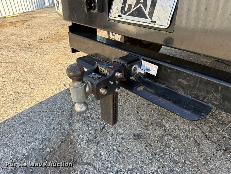 image for item DT3049 2018 RAM 2500 Crew Cab flatbed pickup truck